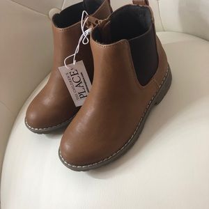 Little boys boots 11